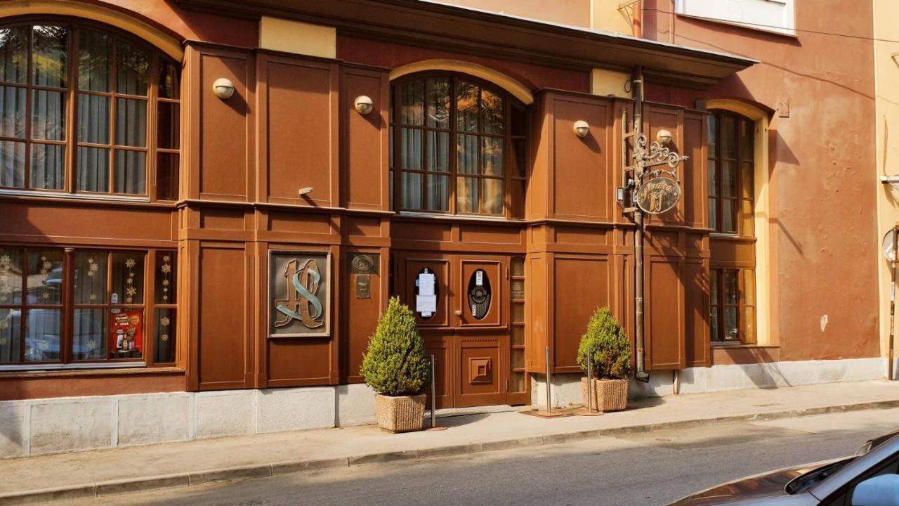 Cozy, Nice & Quiet Apartment Lucky Sarajevo - Free Public Parking Екстериор снимка