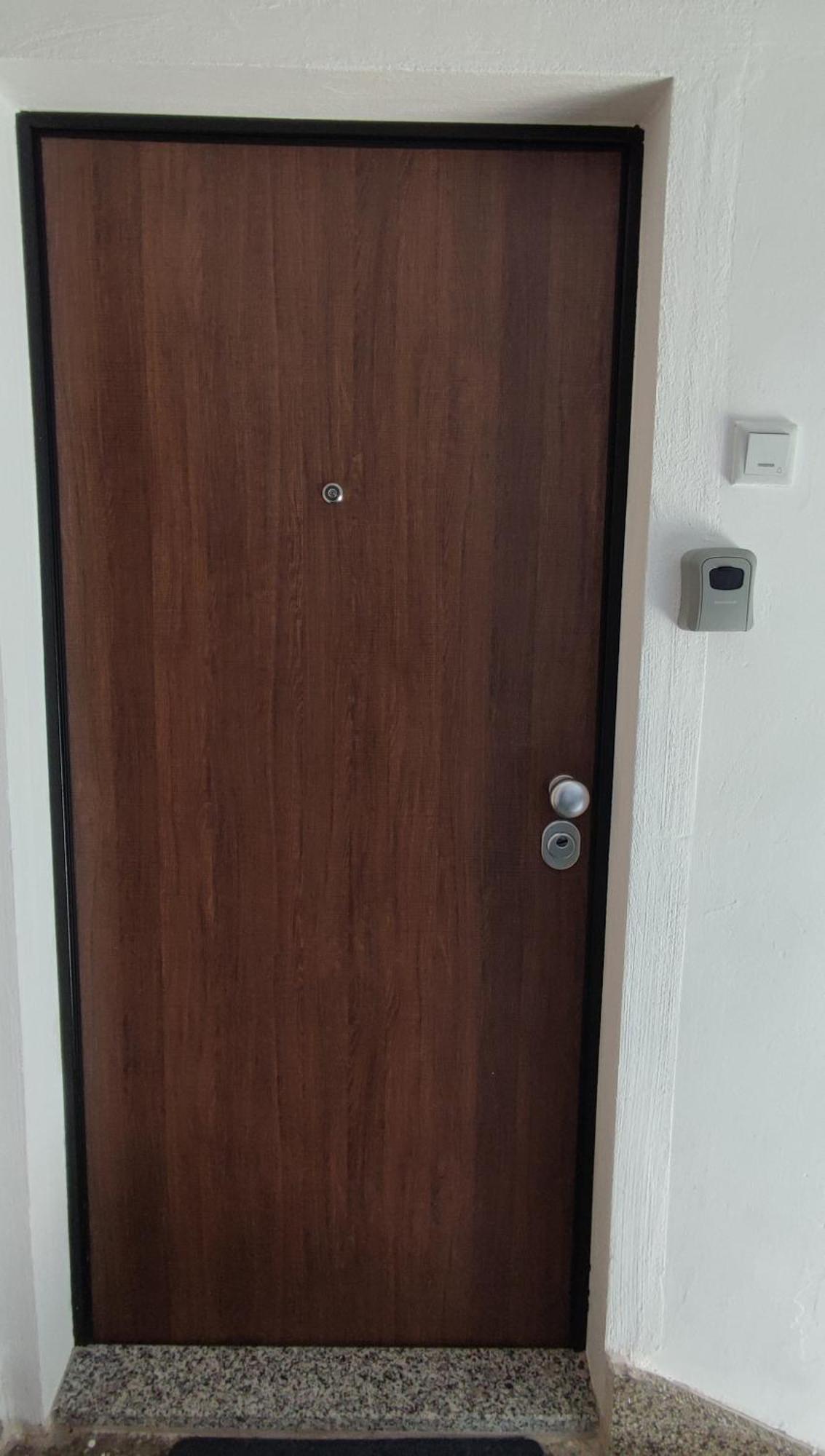 Cozy, Nice & Quiet Apartment Lucky Sarajevo - Free Public Parking Екстериор снимка