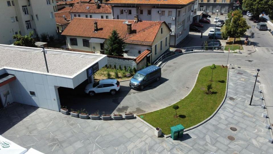 Cozy, Nice & Quiet Apartment Lucky Sarajevo - Free Public Parking Екстериор снимка